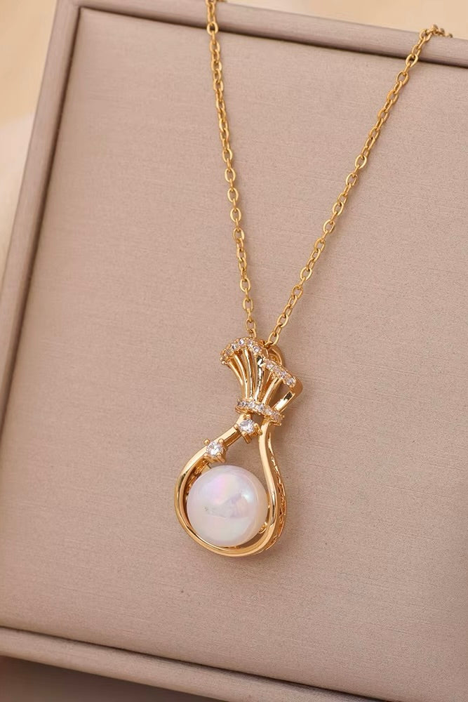 Pearl stone pouch pendant - Coda Jewelry