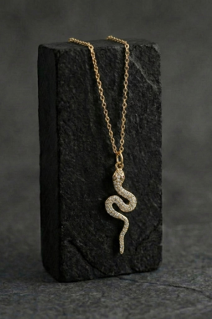 Snake stone pendant - Coda Jewelry