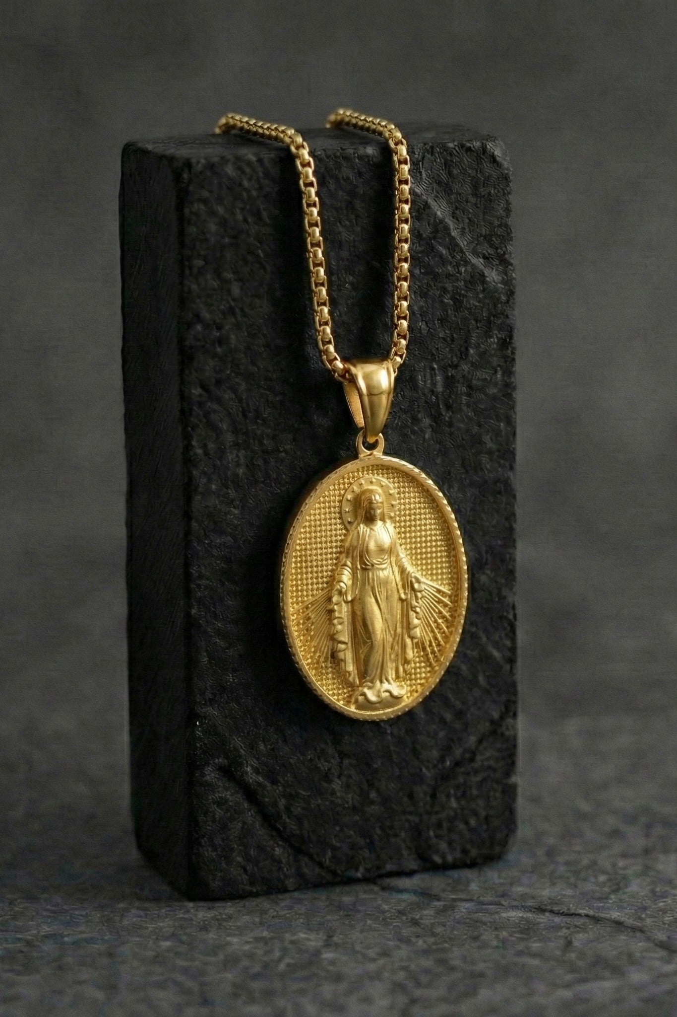 Holy Mary Pendant - Coda Jewelry