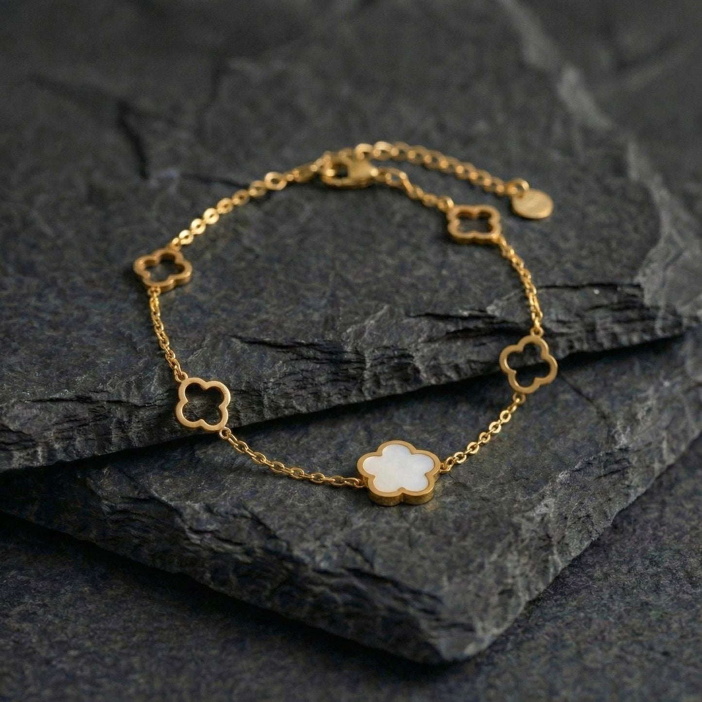 Ghost clover bracelet - Coda Jewelry