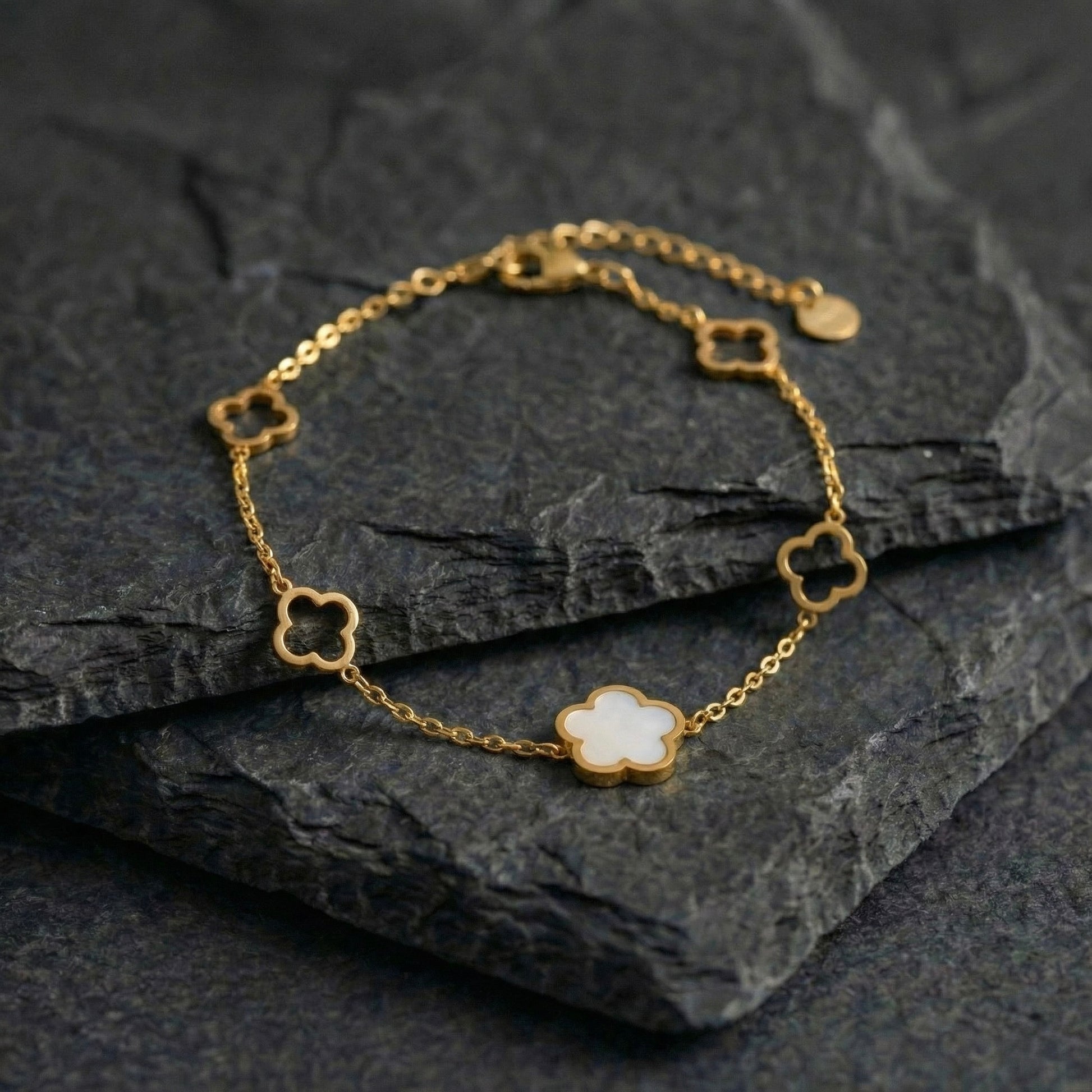 Ghost clover bracelet - Coda Jewelry