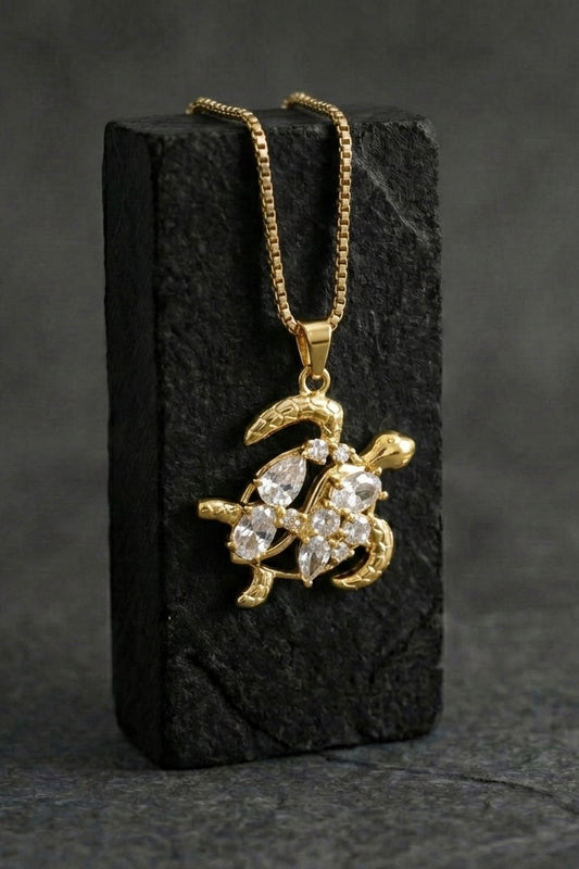 Turtle stone pendant - Coda Jewelry
