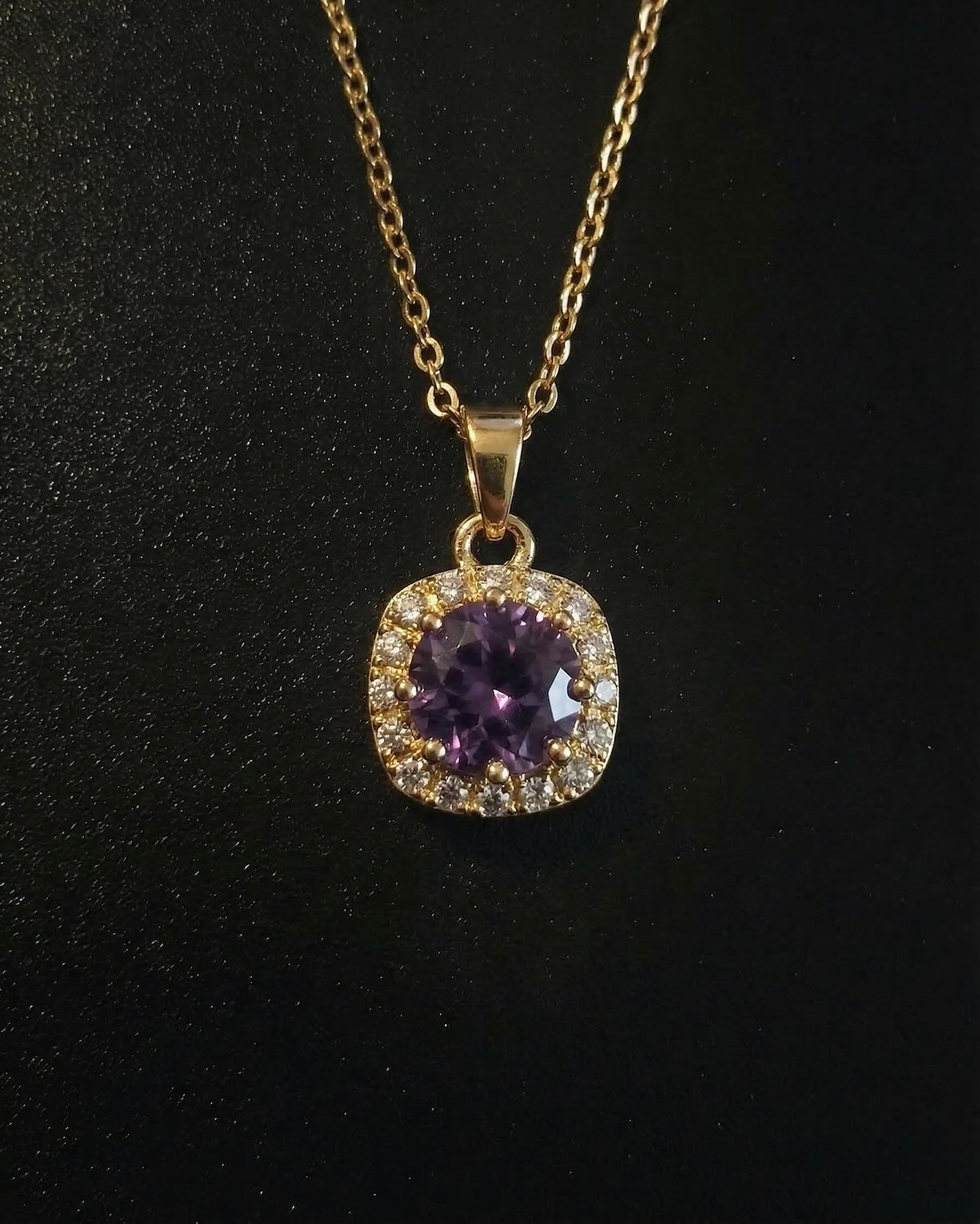 Purple stone pendant - Coda Jewelry